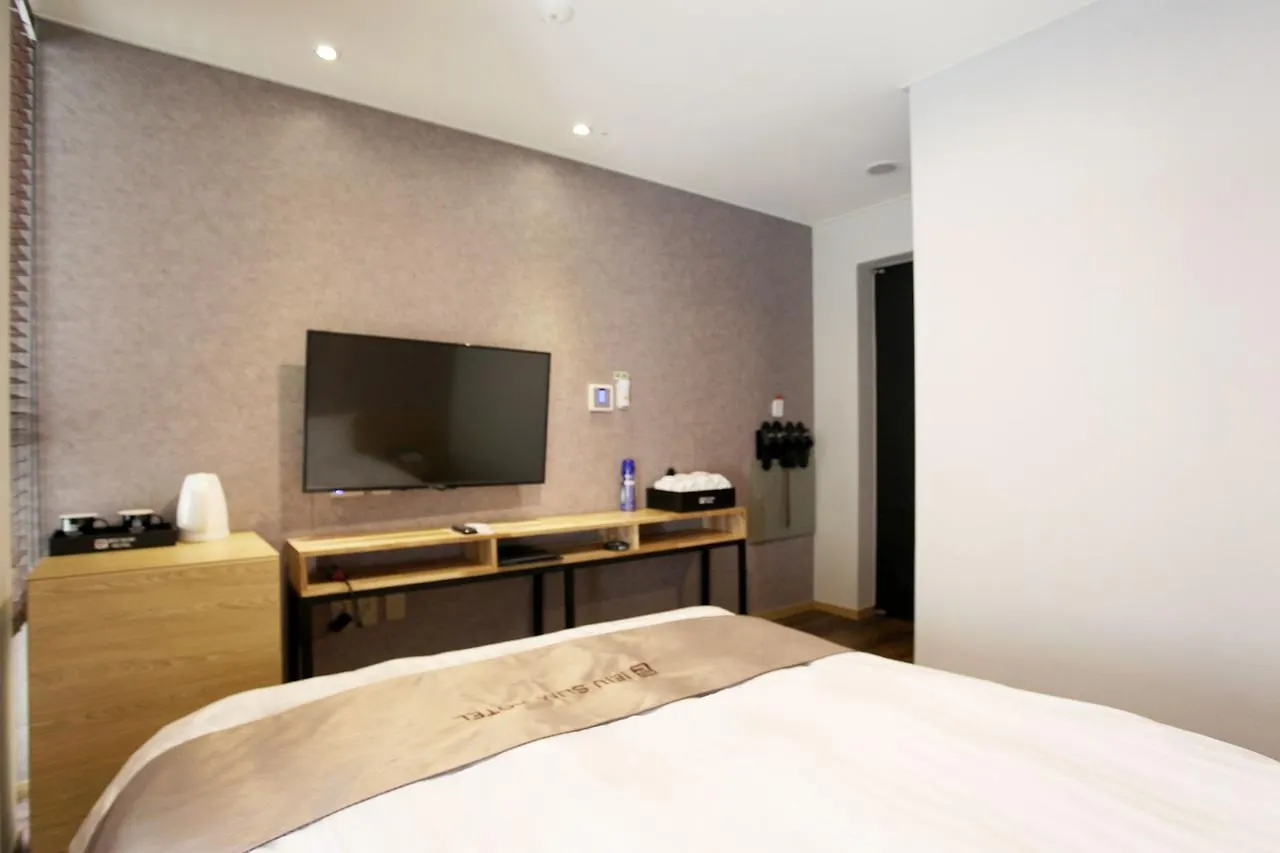 Jeju Slim Hotel